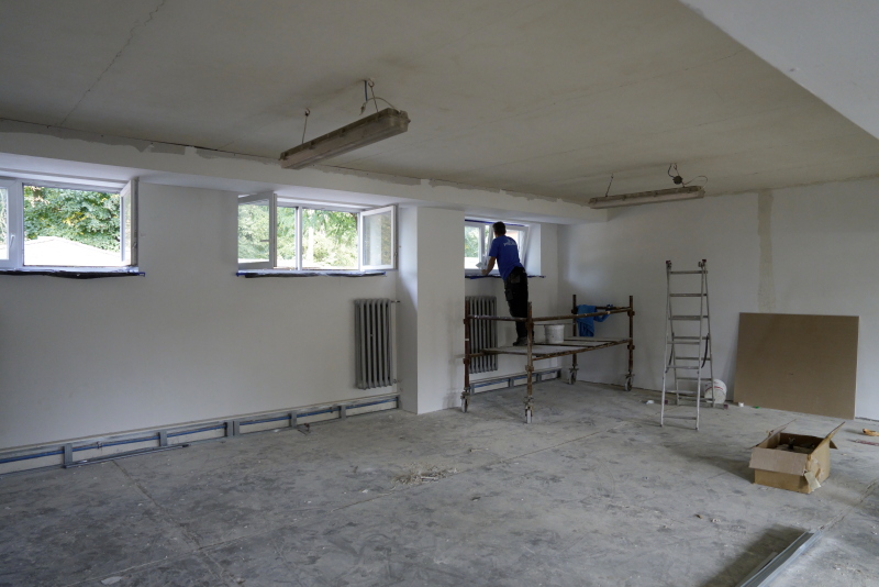 ptace remontowe w pomieszczeniu