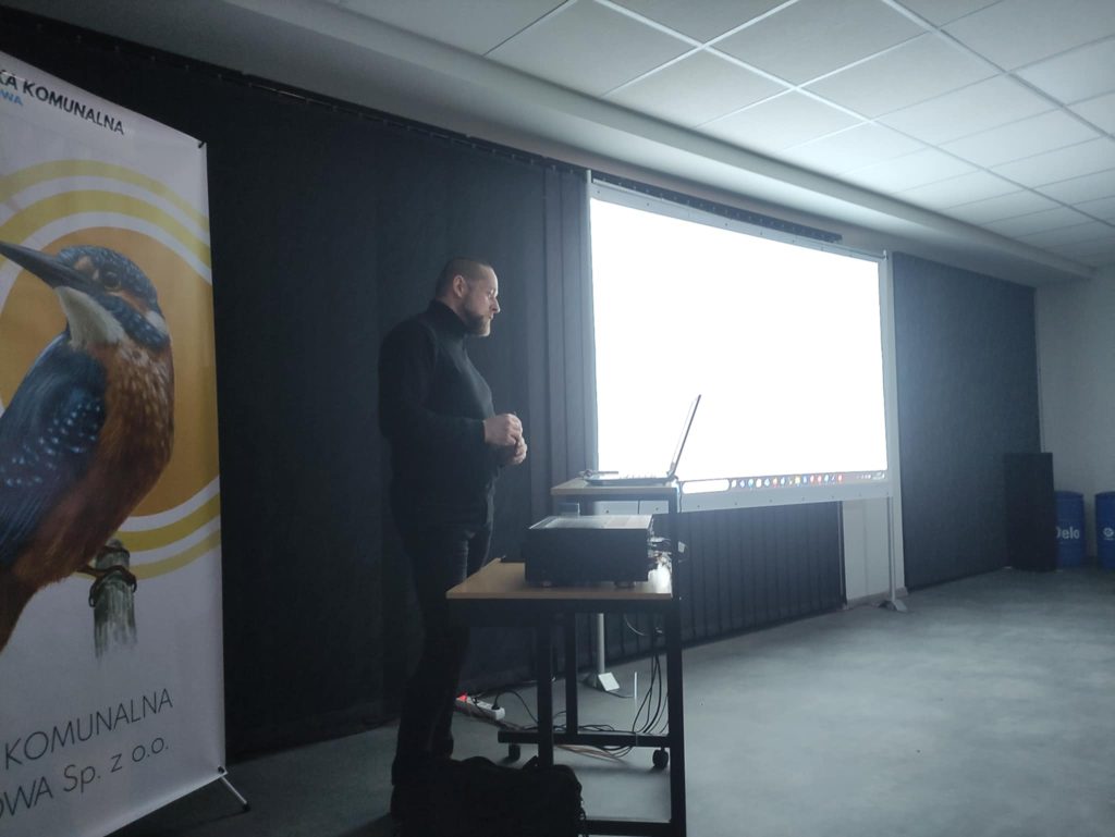 na zdjęciu adam śliwiński